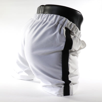 Mini - Short Bermuda -  Sport -Transparent – Noir - gris - blanc
Mini short de sport transparent noir avec design contrasté, créé par Omar Enrique Paris – mode masculine, vêtements sportifs et style audacieux.
Keywords: short sport homme, short transparent, mode masculine, Omar Enrique Paris