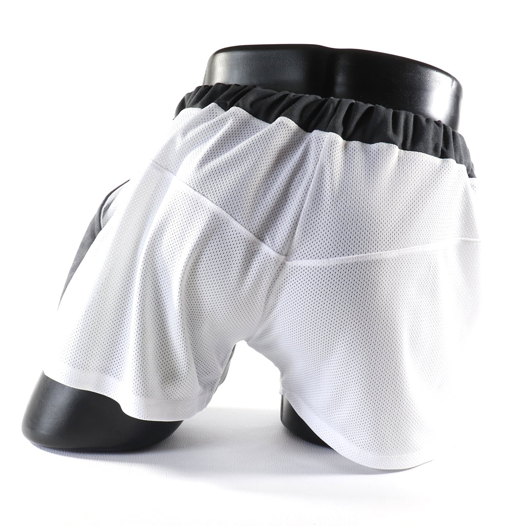 Mini - Short de Sport Transparent – Noir - gris - blanc
Mini short de sport transparent noir avec design contrasté, créé par Omar Enrique Paris – mode masculine, vêtements sportifs et style audacieux.
Keywords: short sport homme, short transparent, mode masculine, Omar Enrique Paris