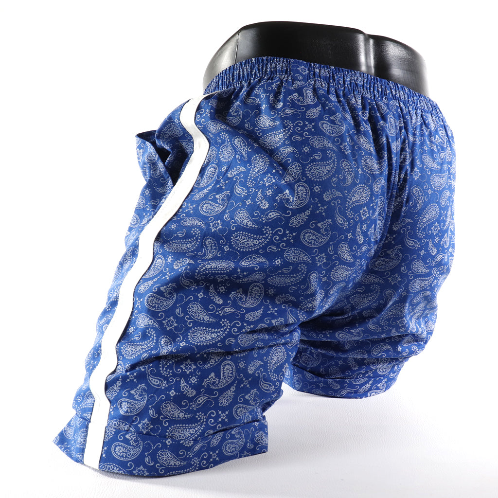 Mini - Short - Bermuda
Mini short de sport transparent noir avec design contrasté, créé par Omar Enrique Paris – mode masculine, vêtements sportifs et style audacieux.
Keywords: short sport homme, short transparent, mode masculine, Omar Enrique Paris