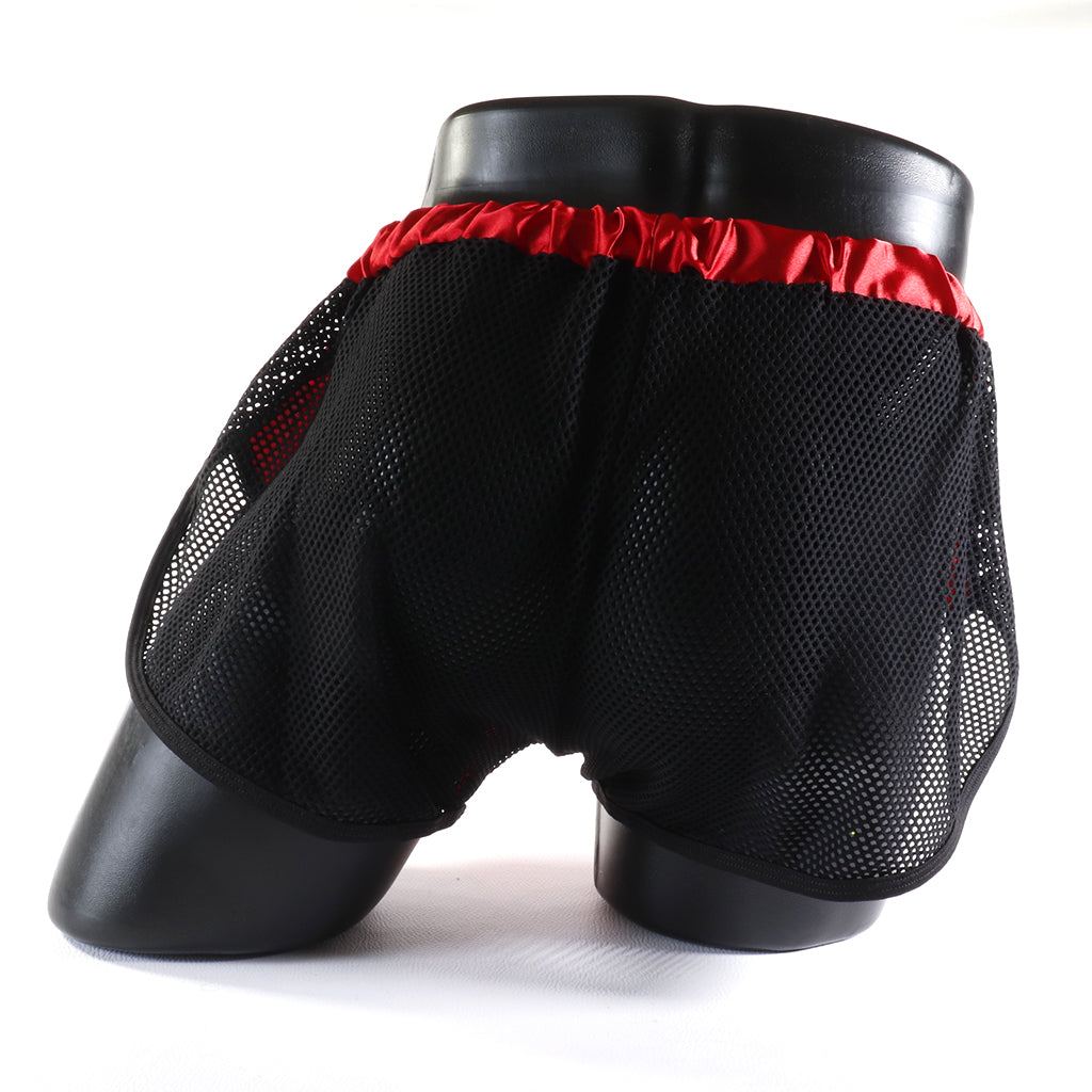 Mini - Short de Sport Transparent – Noir
Mini short de sport transparent noir avec design contrasté, créé par Omar Enrique Paris – mode masculine, vêtements sportifs et style audacieux.
Keywords: short sport homme, short transparent, mode masculine, Omar Enrique Paris