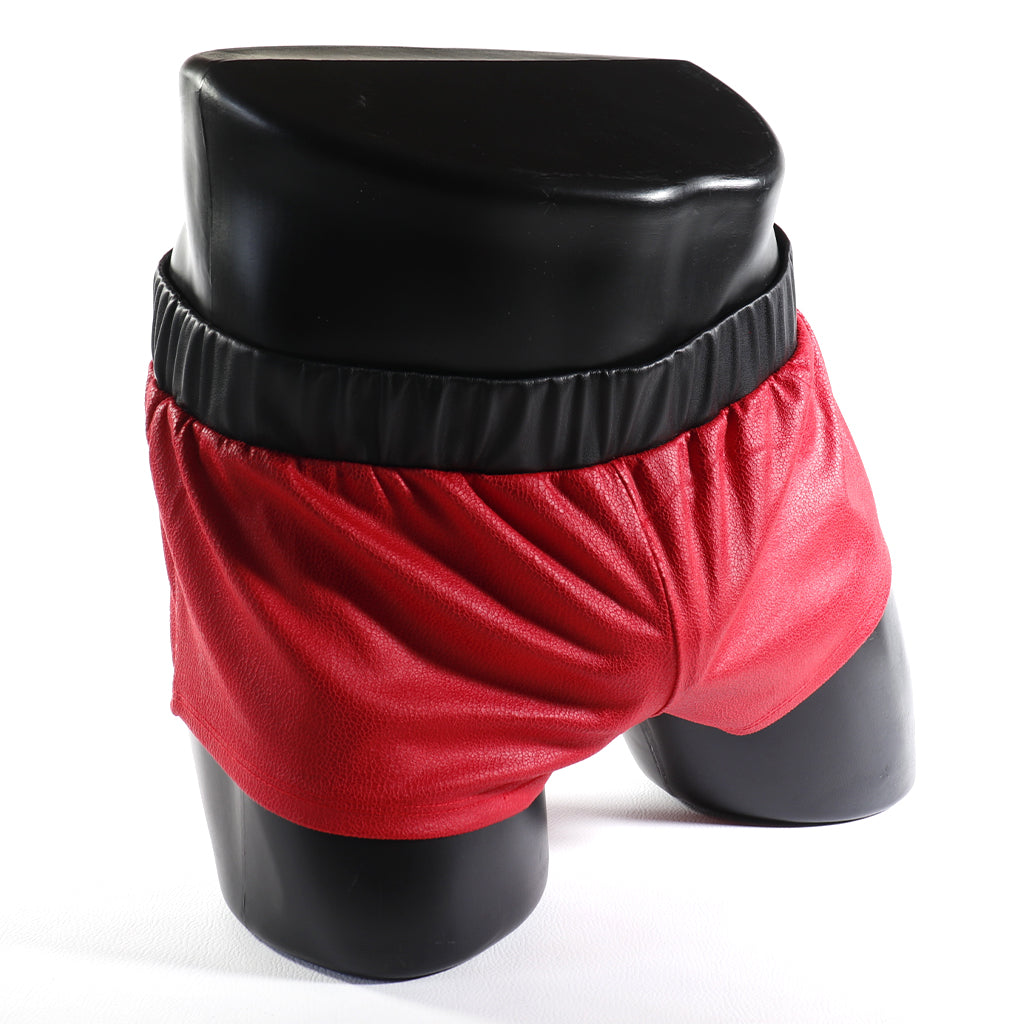 Mini - Short en Simili-Cuir Noir
Mini short en simili-cuir noir avec côtés ouverts, créé par Omar Enrique Paris – mode masculine audacieuse et vêtements sportifs fetish.
Keywords: short simili cuir homme, short fetish, Omar Enrique Paris