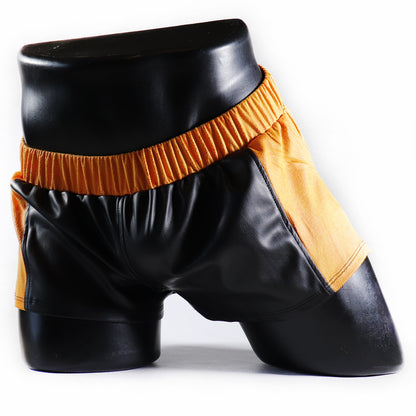 A - MINI - SHORT EN SEMI-CUIR BRILLANT – NOIR ET JAUNE