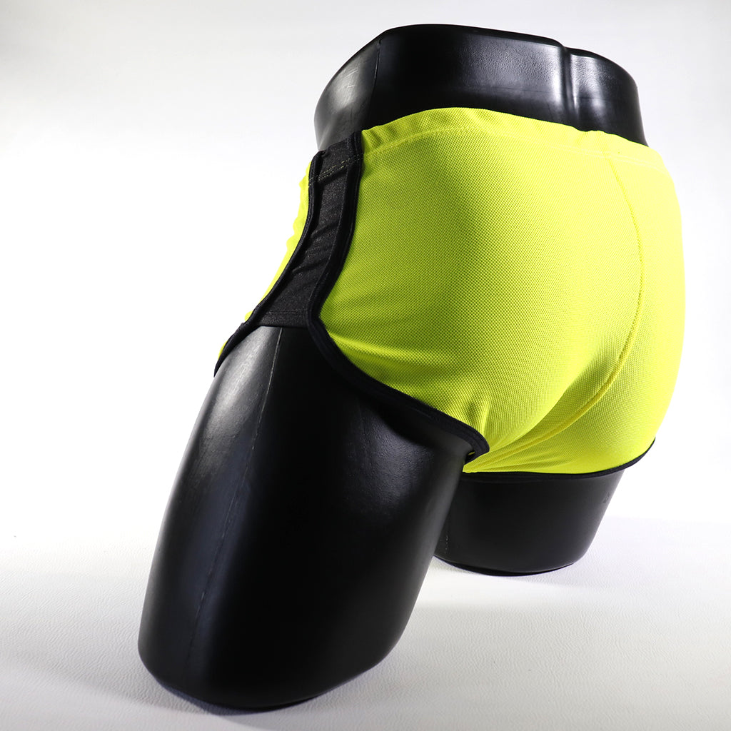 Mini - Short  -  Sport -Transparent – Noir - gris - blanc - jaune
Mini short de sport transparent noir avec design contrasté, créé par Omar Enrique Paris – mode masculine, vêtements sportifs et style audacieux.
Keywords: short sport homme, short transparent, mode masculine, Omar Enrique Paris