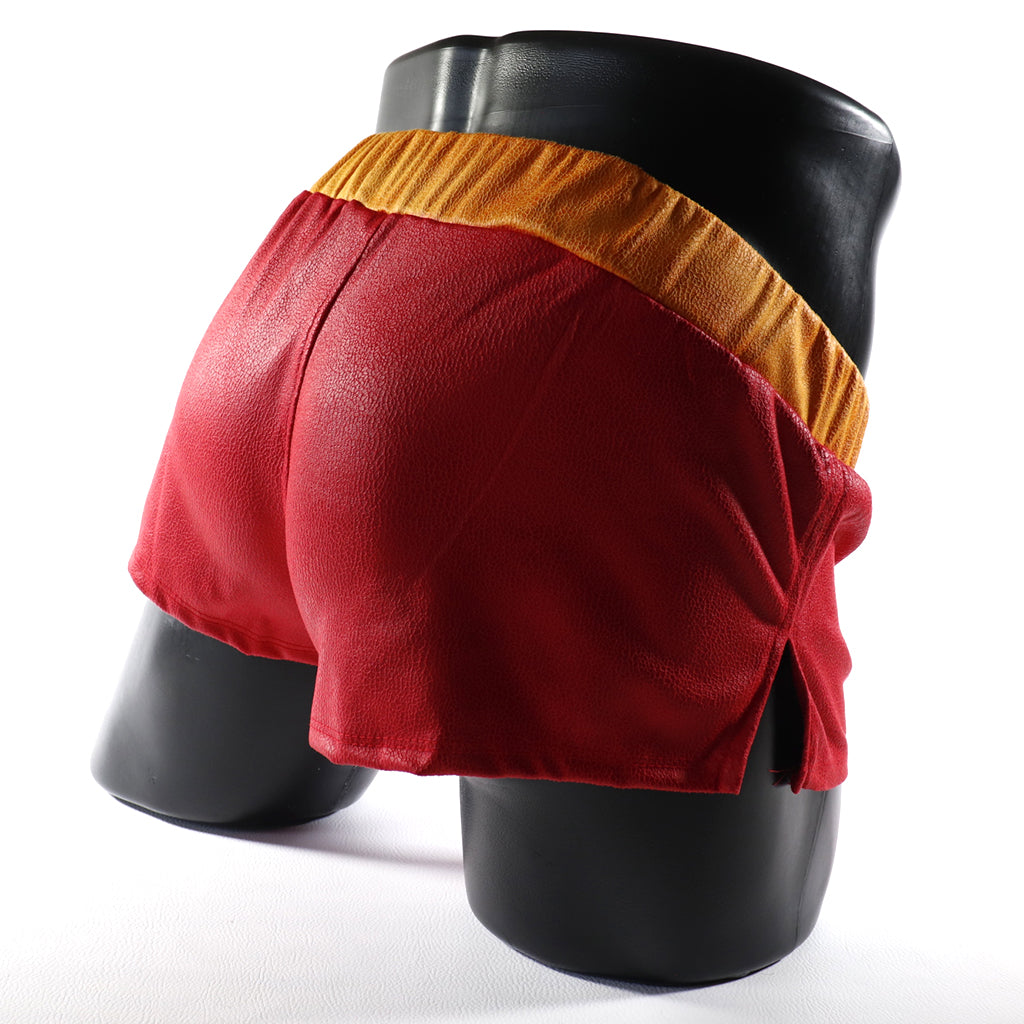 Mini - Short en Simili-Cuir Noir
Mini short en simili-cuir noir avec côtés ouverts, créé par Omar Enrique Paris – mode masculine audacieuse et vêtements sportifs fetish.
Keywords: short simili cuir homme, short fetish, Omar Enrique Paris