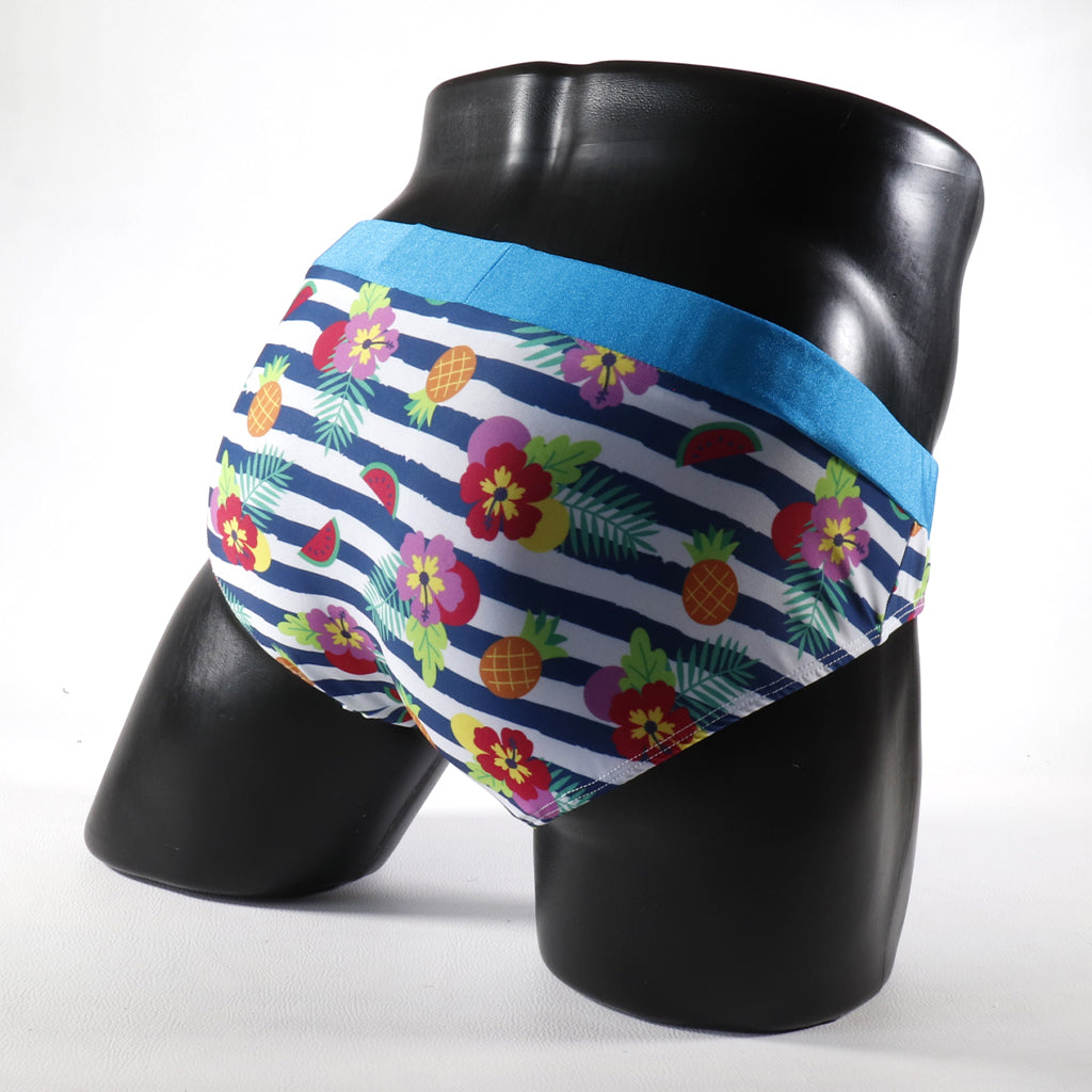 Maillot de Bain Homme – Noir
Maillot de bain homme noir coupe ajustée, créé par Omar Enrique Paris – beachwear masculin et style élégant.
Keywords: maillot de bain homme, swimwear, Omar Enrique Paris