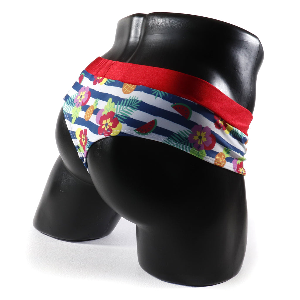 Maillot de Bain Homme – Noir
Maillot de bain homme noir coupe ajustée, créé par Omar Enrique Paris – beachwear masculin et style élégant.
Keywords: maillot de bain homme, swimwear, Omar Enrique Paris