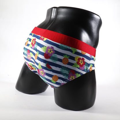 Maillot de Bain Homme – Noir
Maillot de bain homme noir coupe ajustée, créé par Omar Enrique Paris – beachwear masculin et style élégant.
Keywords: maillot de bain homme, swimwear, Omar Enrique Paris