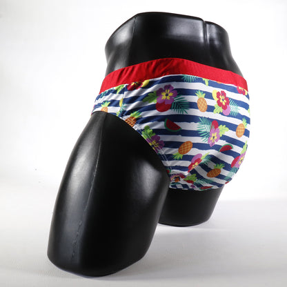 Maillot de Bain Homme – Noir
Maillot de bain homme noir coupe ajustée, créé par Omar Enrique Paris – beachwear masculin et style élégant.
Keywords: maillot de bain homme, swimwear, Omar Enrique Paris